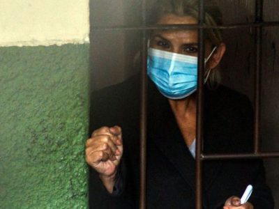 Áñez a un mes de estar en la cárcel: 'Voy a resistir porque la causa es más  grande que mi pena' - La Razón | Noticias de Bolivia y el Mundo
