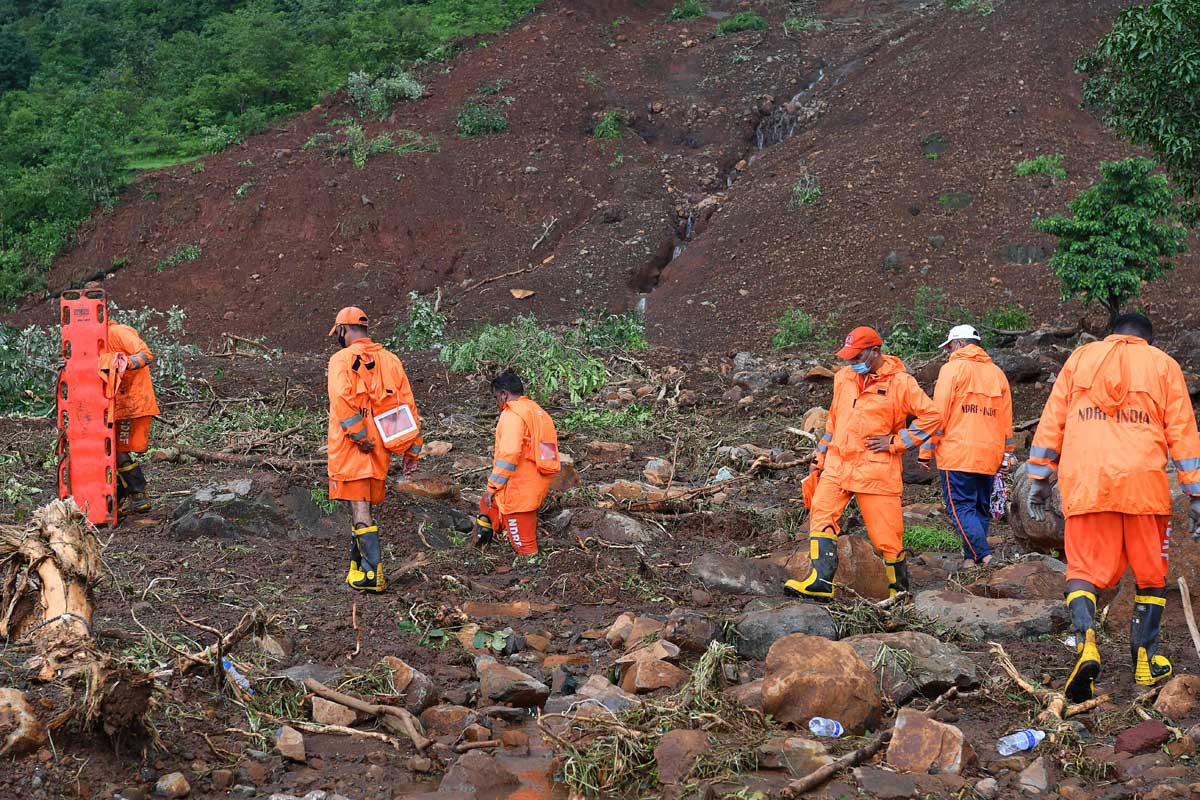 Al menos 76 muertos y decenas de desaparecidos por lluvias monzónicas en  India - La Razón | Noticias de Bolivia y el Mundo