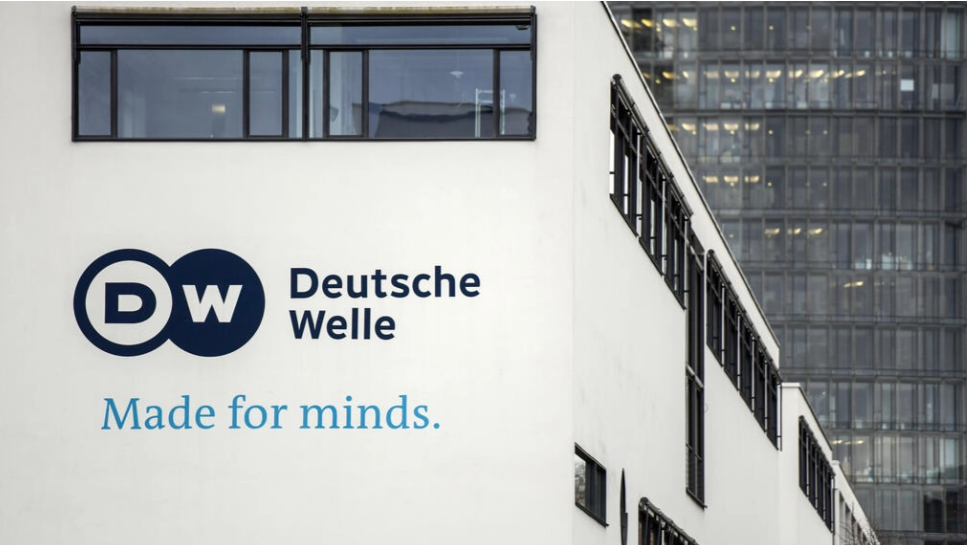Una imagen de la oficina de Deutsche Welle en la ciudad alemana de Bonn, el 8 de febrero de 2022 al oeste de Alemania. Foto: AFP.