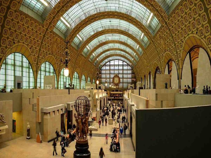 El museo parisino d'Orsay le dedicó una muestra homenaje a Gaudí y registró un récords de público. Foto: Futiskale.