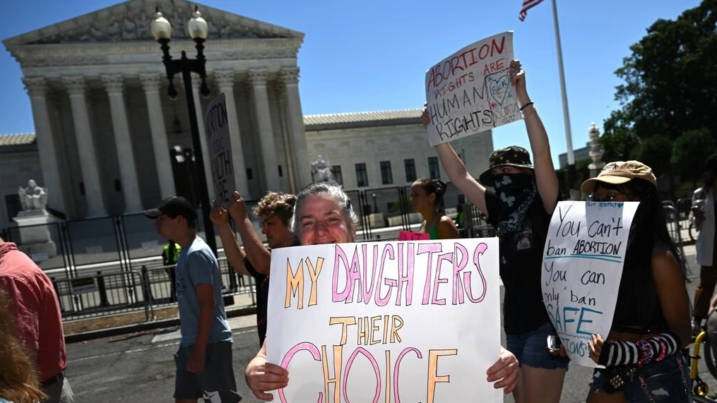 El papel de Facebook en un proceso de aborto ha suscitado nuevas preocupaciones entre los defensores. Foto: AFP.