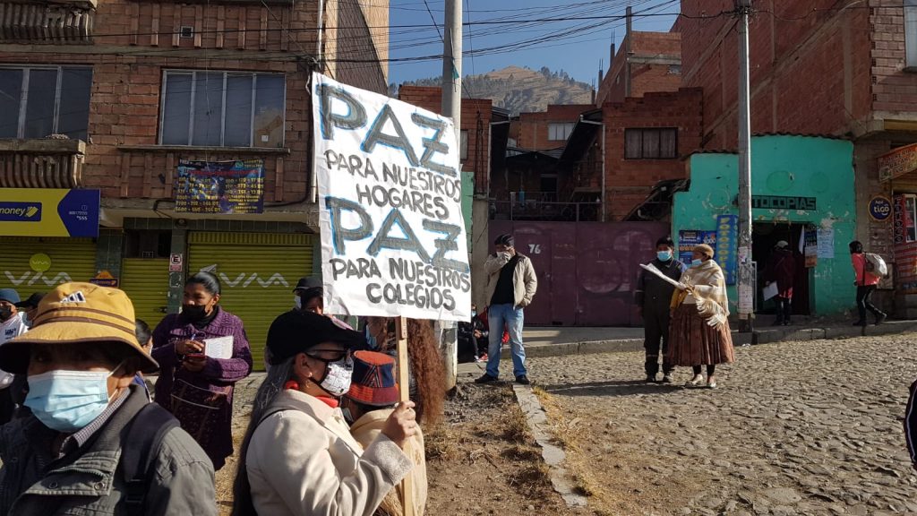 Padres de familia piden 'paz' para que sus hijos pasen clase presenciales. Foto: Pedro Luna