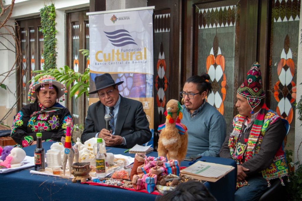Cahuayo es una expresión importante de la cultura, especializados en la medicina tradicional. Foto: FCBCB.