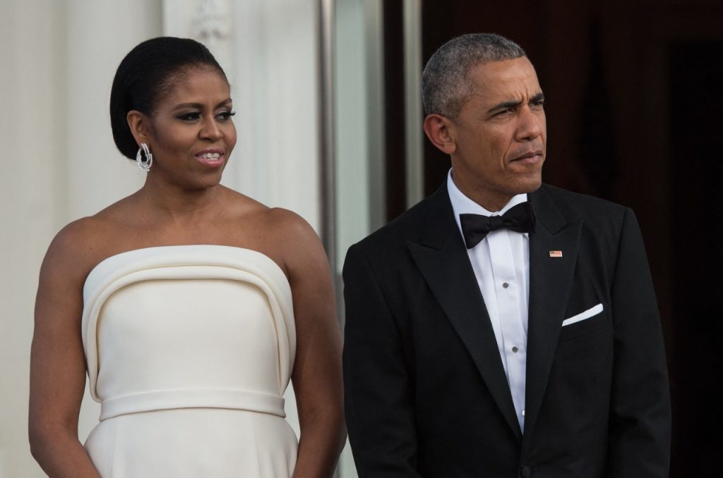 Tras dejar el cargo en 2017, tanto Obama como su esposa Michelle escribieron sendos best-sellers de memorias. Foto: AFP