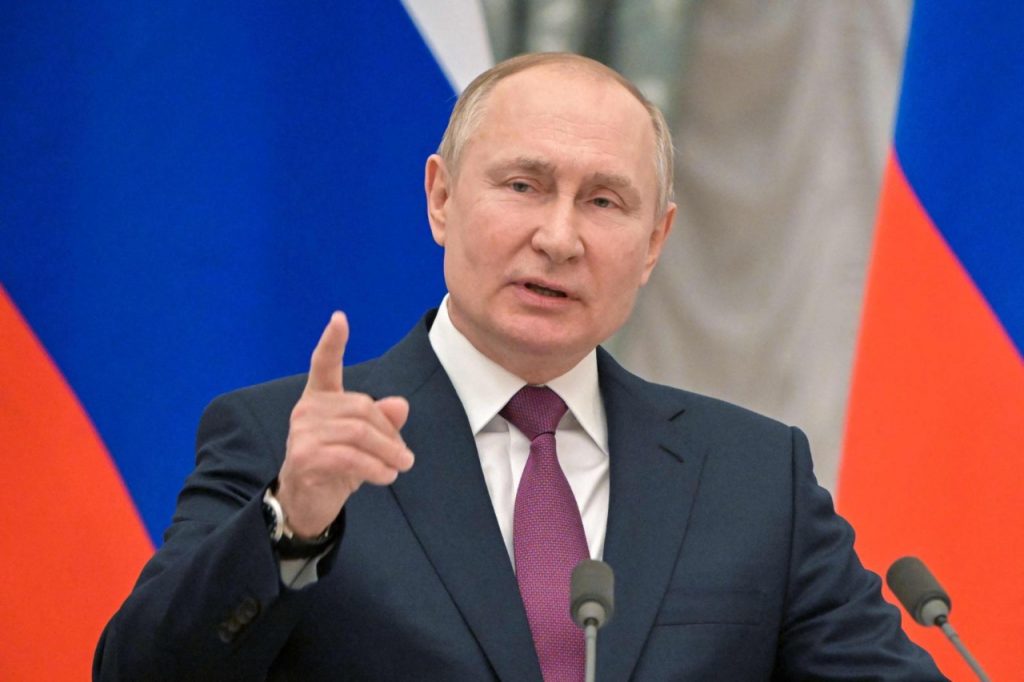 Putin prorroga un año prohibición a inversores de vender acciones.