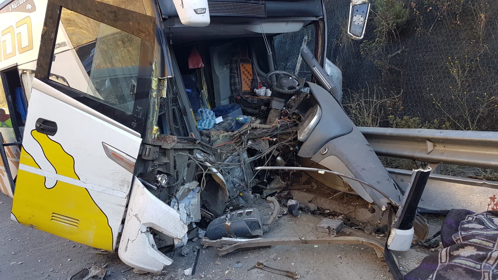 Un accidente en la autopista deja un fallecido en la autopista que une La Paz y El Alto