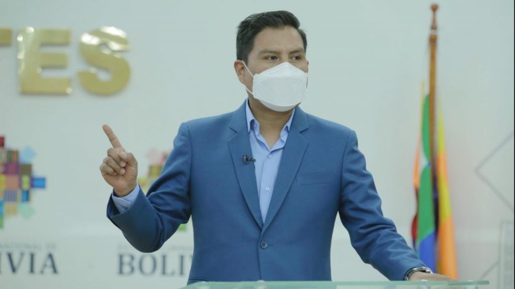 Ministro Jeyson Auza en el reporte epidemiológico 43. Foto: Ministerio de Salud