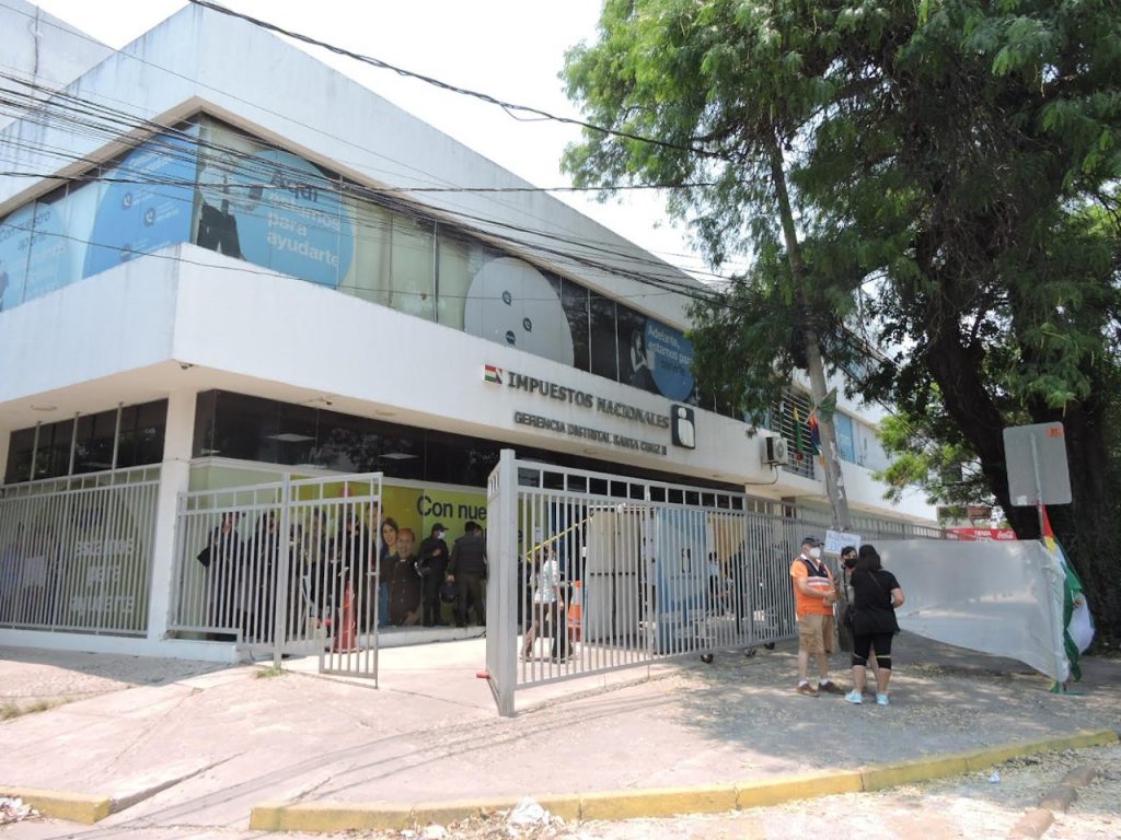 Una de las agencias del SIN que intentaron tomar las instalaciones. Foto: Juan José Mérida-La Razón