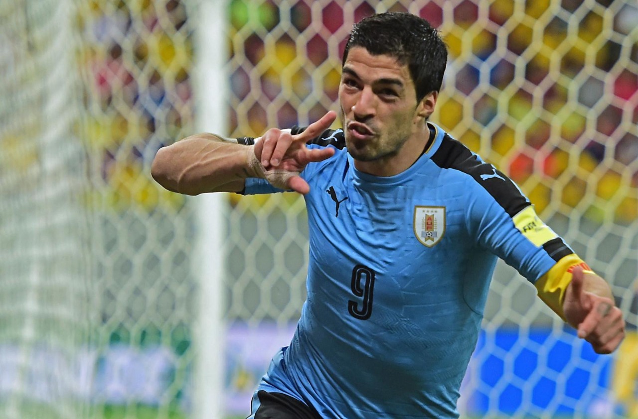 Suárez y Valverde encabezan la lista de Uruguay para el Mundial de Qatar  2022