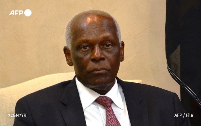 Tribunal angoleño condenó a decenas de antiguos oficiales de la guardia presidencial de hasta 14 años de cárcel por fraude y desvío de fondos.