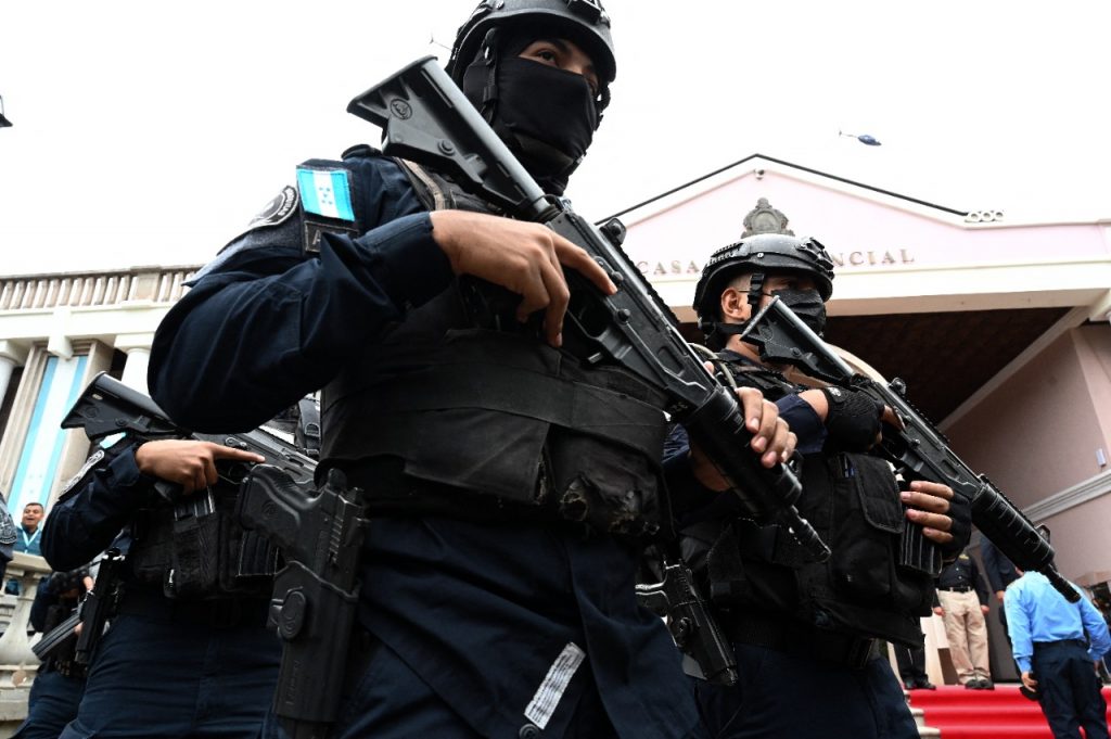 Honduras 'declara la guerra' a grupos criminales.