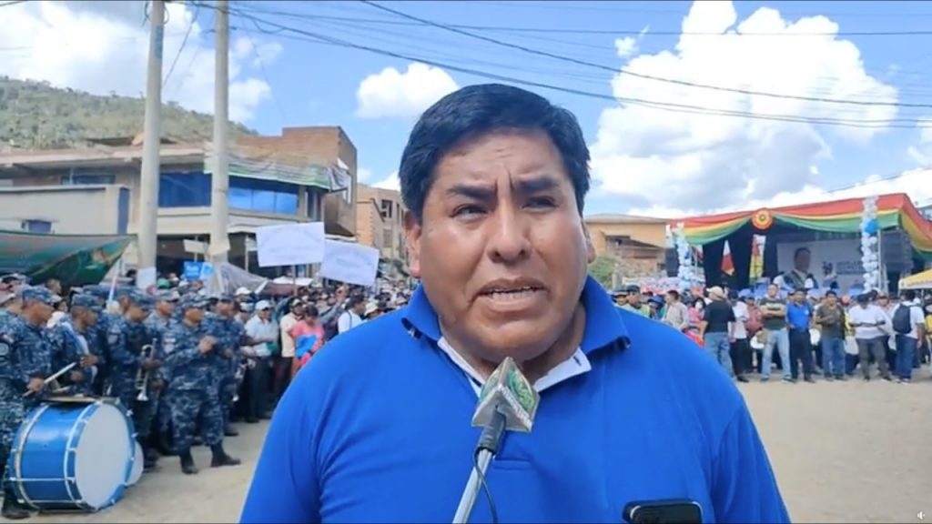 El asambleísta departamental de La Paz, Raúl Poma, informó sobre el estado de emergencia del municipio. Foto: RRSS