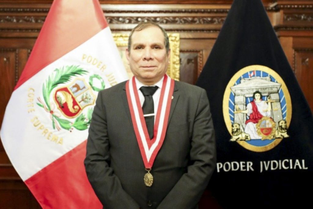 Arévalo Vela, nombrado nuevo presidente del Poder Judicial de Perú.