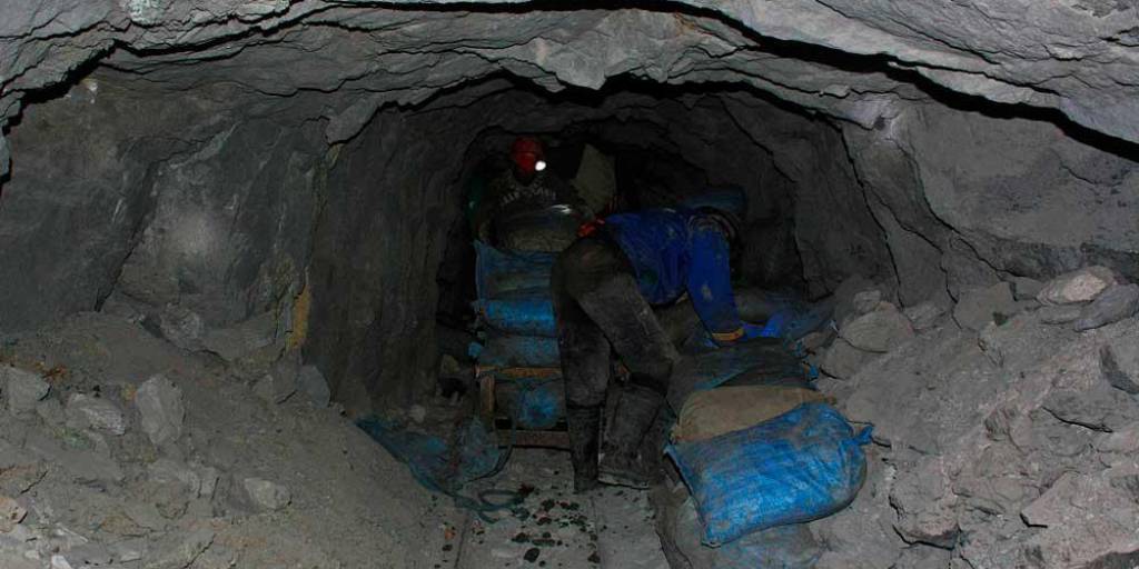 Con 13 años trabajaba en una mina para ayudar a su familia y falleció.