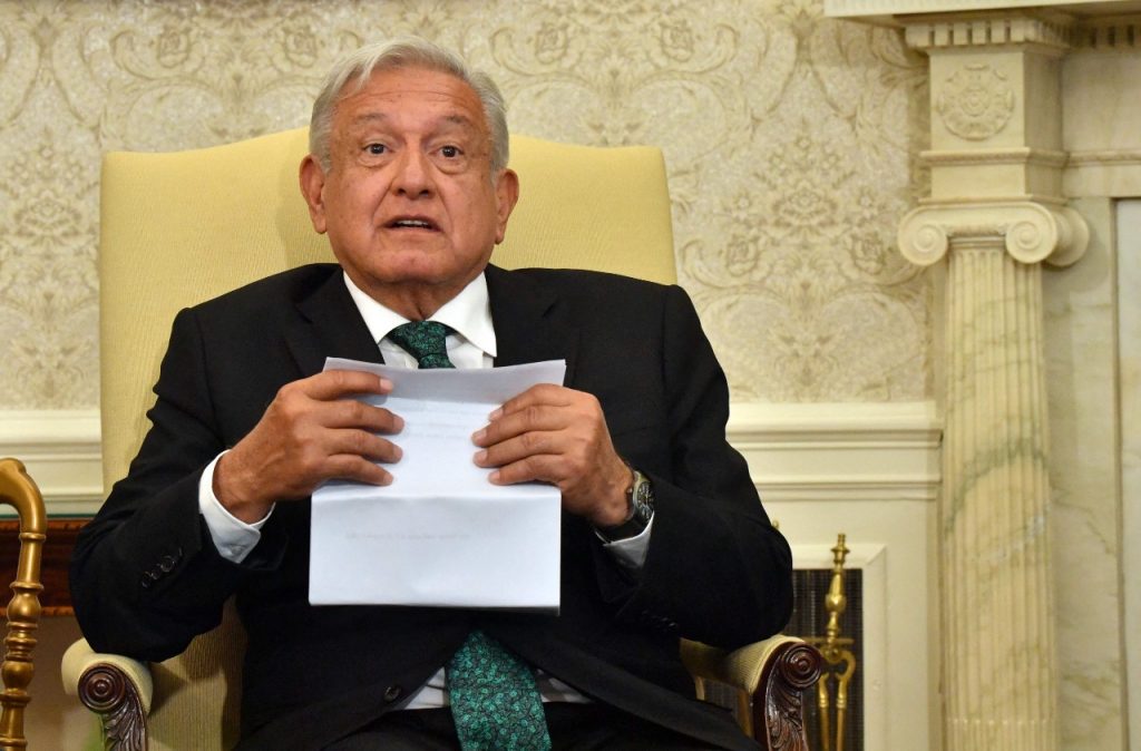 López Obrador asegura que relaciones con España siguen 'en pausa'.