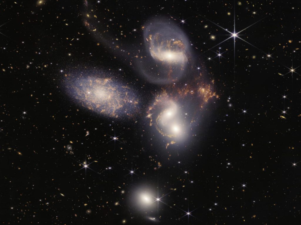 Las galaxias que conforman el Quinteto de Stephan, en una imagen capturada por el Telescopio James Webb el 12 de julio de 2022. Foto: NASA.
