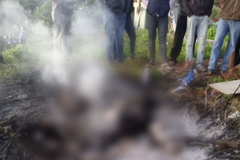 Indígenas mexicanos queman vivo a un hombre acusado de robo.