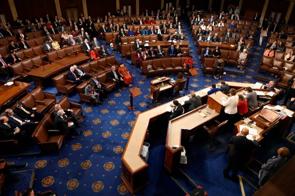 Votación de la Cámara de Representantes se convierte en la más larga.
