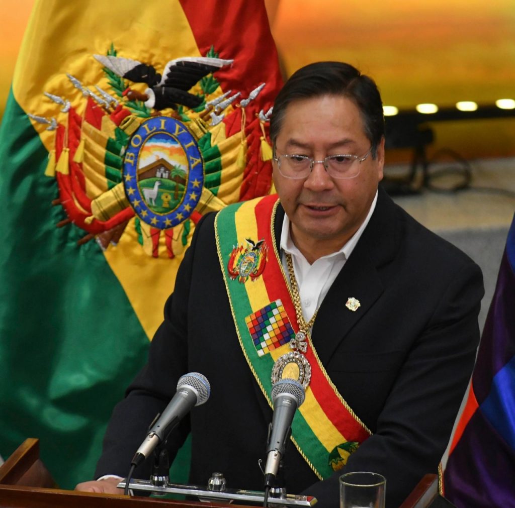 El presidente Luis Arce aludió a Perú en su mensaje del Día del Estado Plurinacional.