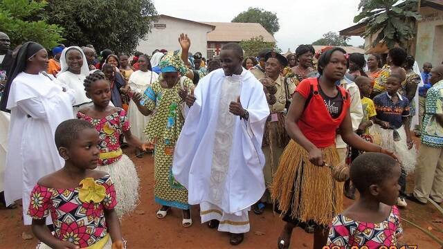 La Iglesia católica tiene un "peso moral" en RD Congo. Foto: Religionenlibertad.com