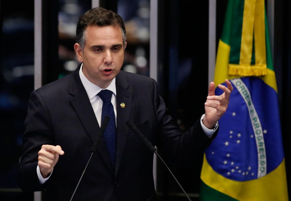 El actual presidente del Senado de Brasil es reelegido en el cargo.
