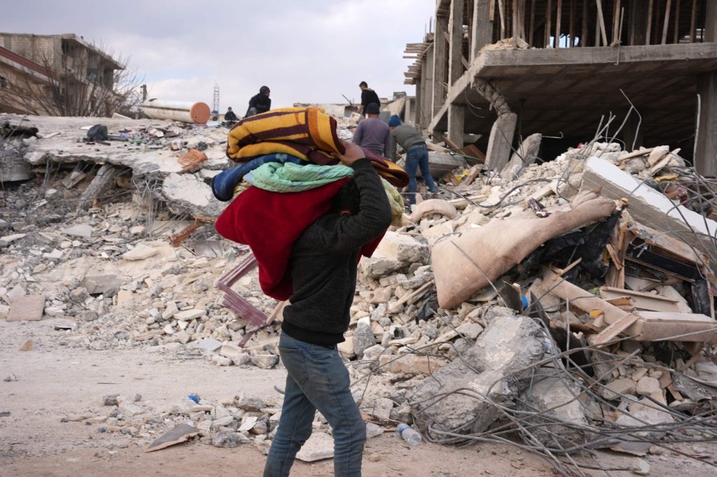 Más de 5 millones de sirios podrían quedarse sin casa tras el sismo.