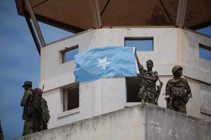 Somalia reabre su Embajada en Reino Unido 32 años después.