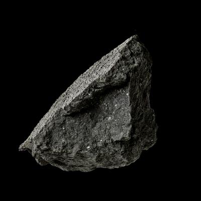 Un fragmento del pequeño meteorito que sobrevoló Francia. Foto: RC Noticias.