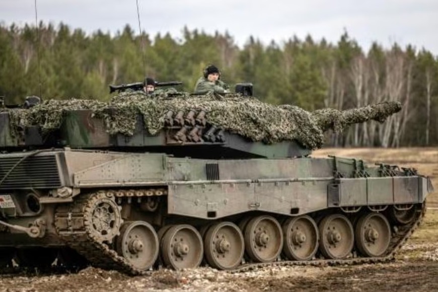 Canadá enviará cuatro tanques Leopard adicionales a Ucrania.