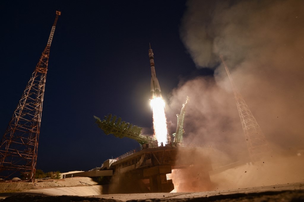 Nave rusa se acopla a la ISS para reemplazar cápsula dañada. AFP.