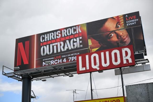 Un anuncio del nuevo show de Chris Rock, que será lanzado en Netflix una semana antes del Óscar. Foto: AFP.