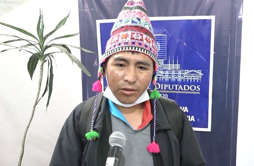 Diputado ‘renovador’ agredido en Potosí por ‘evistas’ retorna al legislativo.