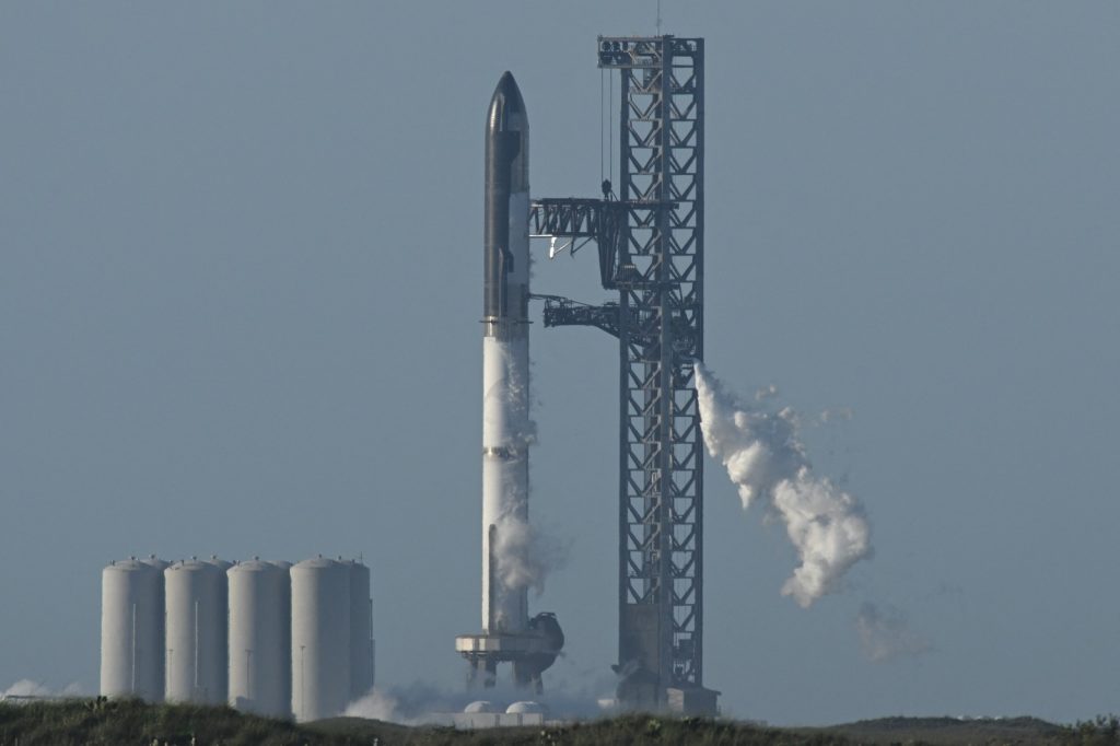 Starship fue escogida para llevar astronautas a la Luna a finales de 2025. Foto: AFP