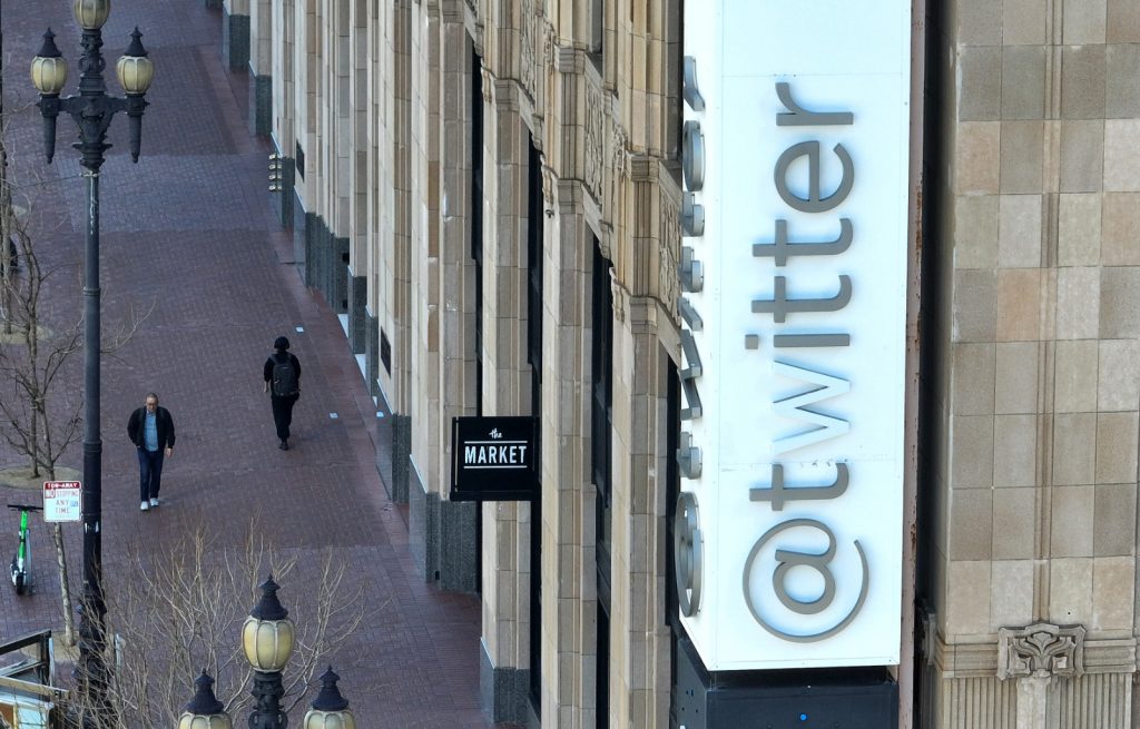 Twitter fue abandonado por una nueva radio pública como protesta por sus actuales políticas. Foto: AFP