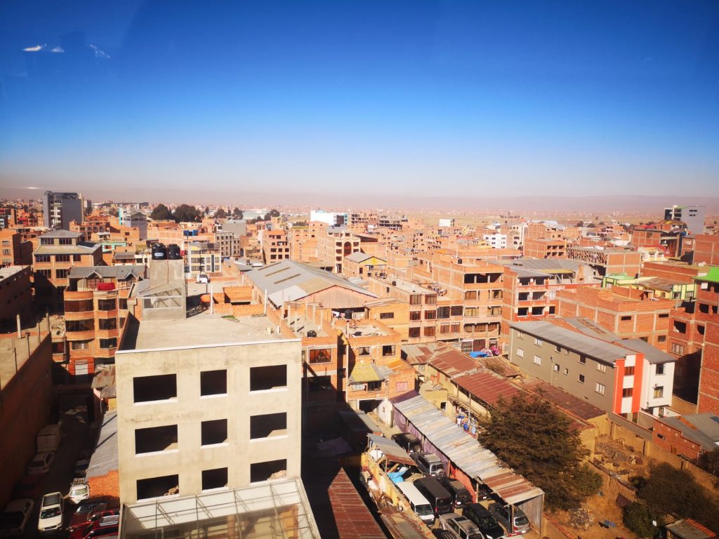En El Alto, la calidad del aire es regular y con bajo riesgo para la salud