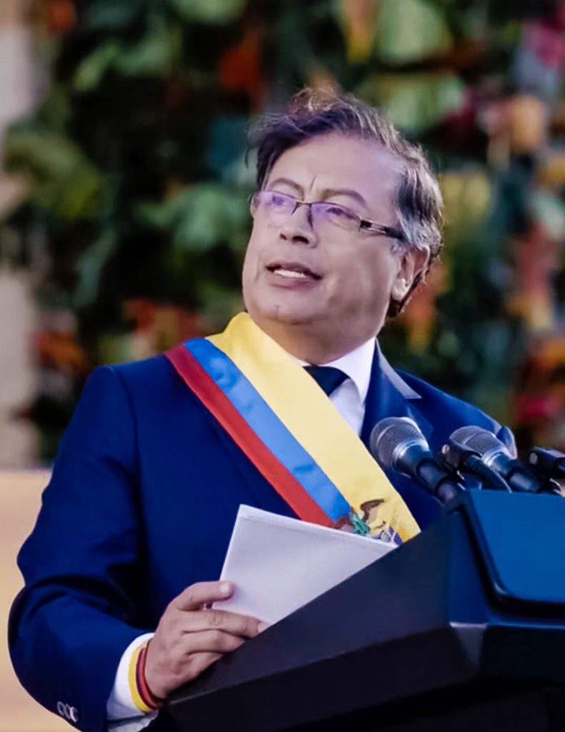 Gustavo Petro, Presidente de Colombia, pactó cese al fuego con el ELN