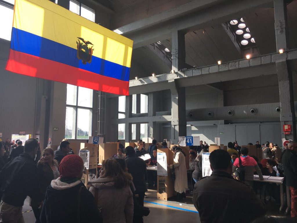 Inició campaña para elecciones en Ecuador
