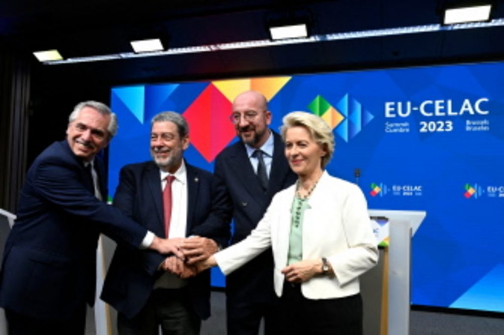 Algunos mandatarios en al cumbre CELAC-UE