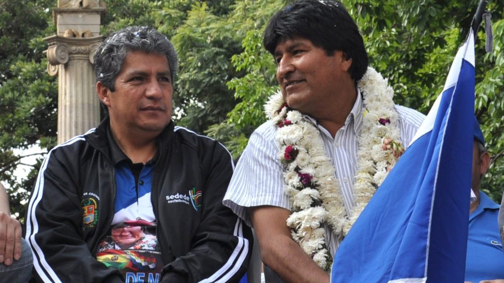 Edmundo Novillo y el otrora presidente Evo Morales, en una concentración política.