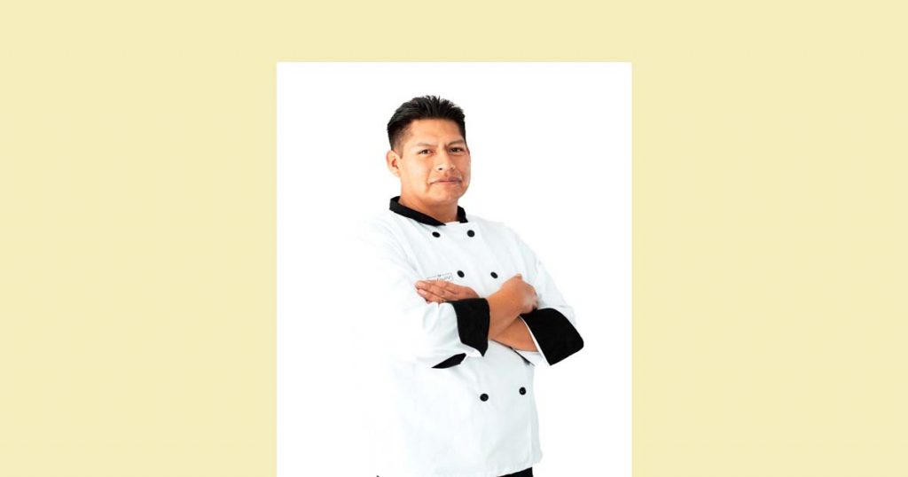 CHEF. Roberth Mendoza está a cargo de la cocina del restaurante Vikaroca, ubicado en San Miguel.