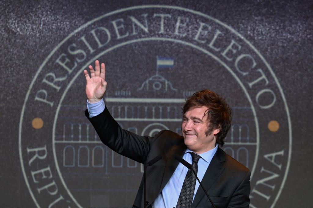 El presidente electo Javier Milei, la noche del domingo.
