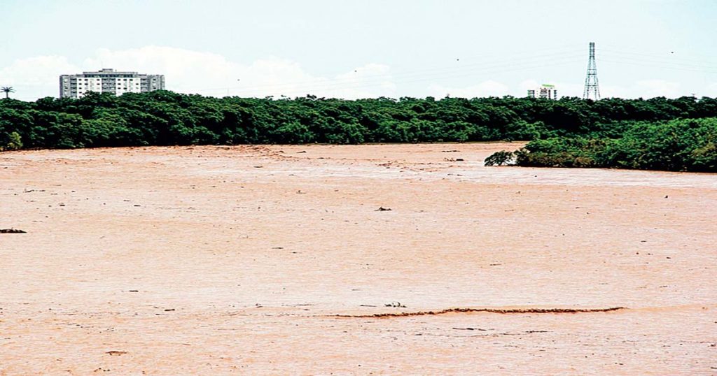 La riada del Piraí en la capital oriental