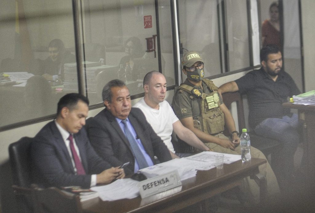 En una audiencia, la Justicia determinó beneficiar a Guillermo Parada con detención domiciliaria por el caso Ítems fantasma.